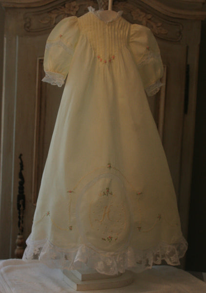 #1800 Heirloom Daygown